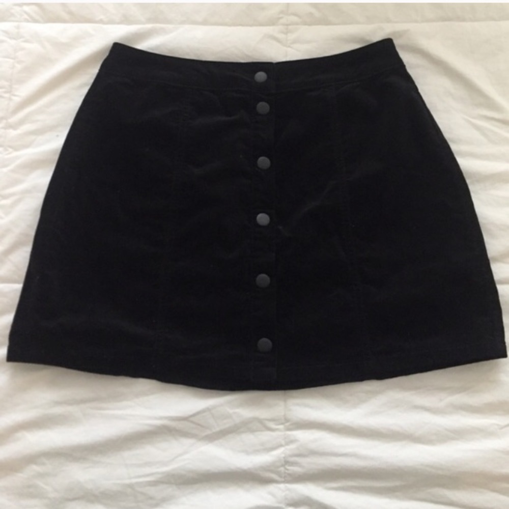 Brandy Melville skirt