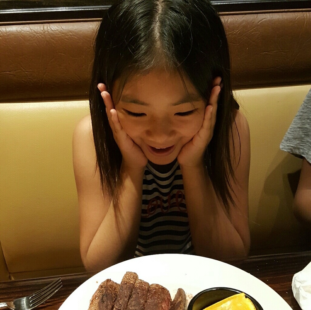 Meet your Posher, Salina