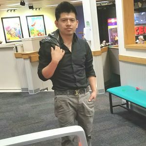 Meet your Posher, Simon