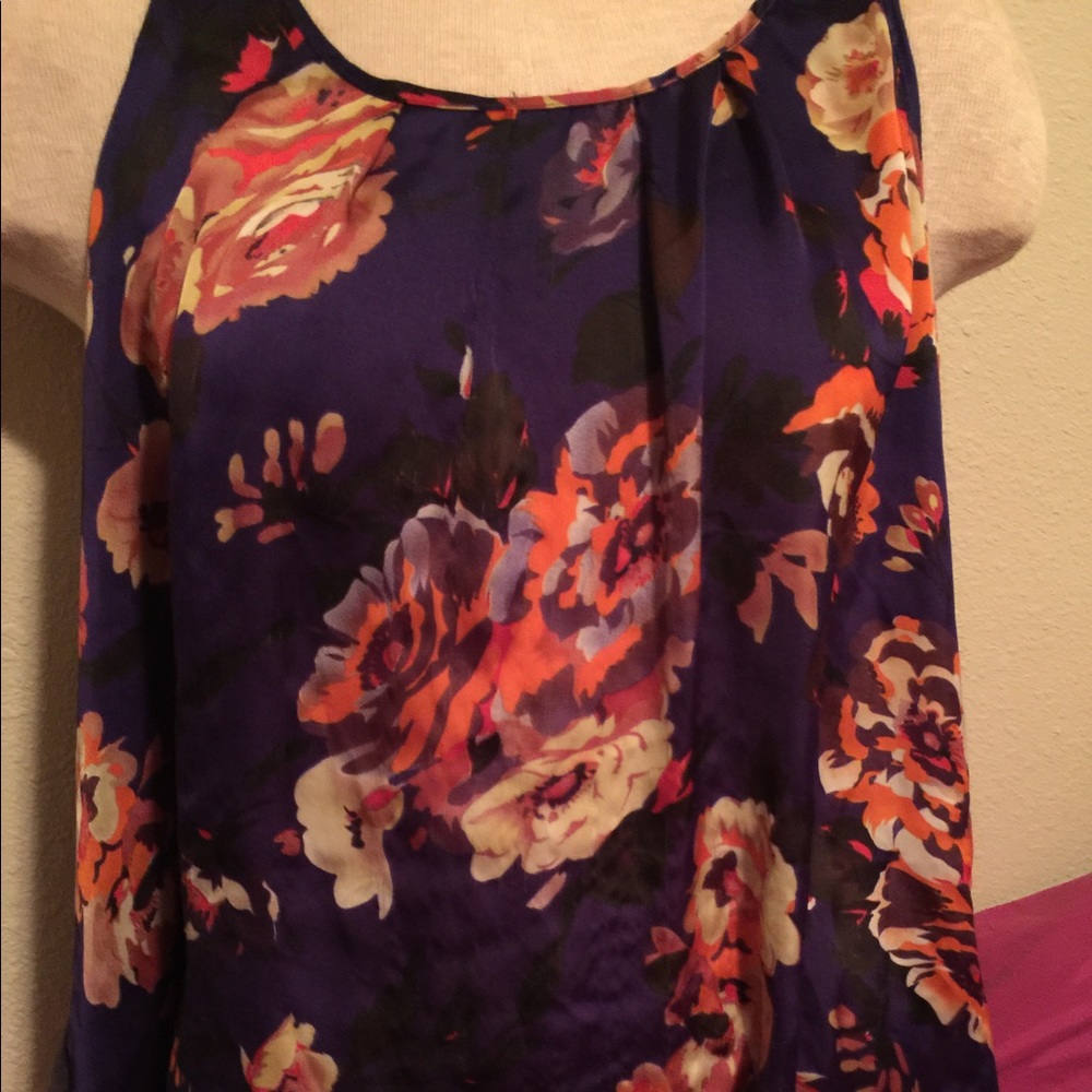 Eyeshadow loose fitting XL floral tank top
