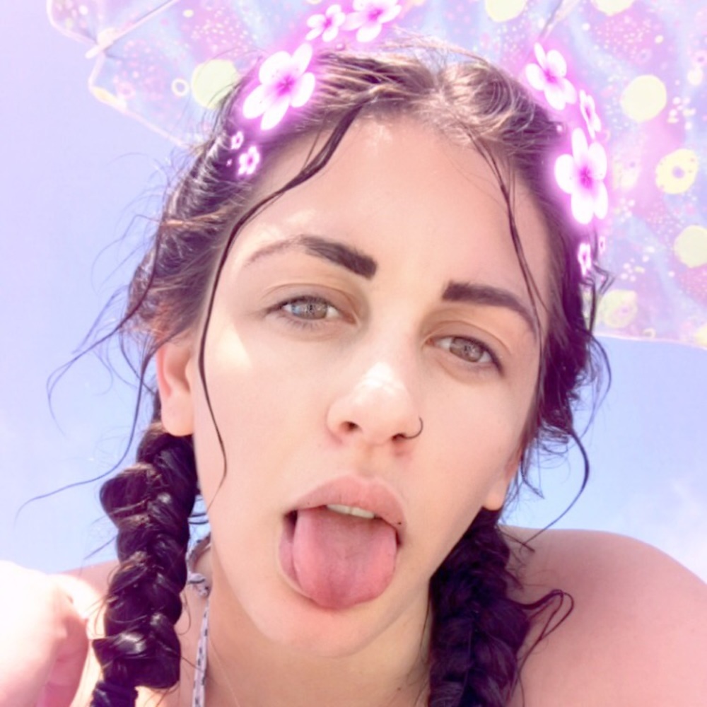 Meet your Posher, Bailey