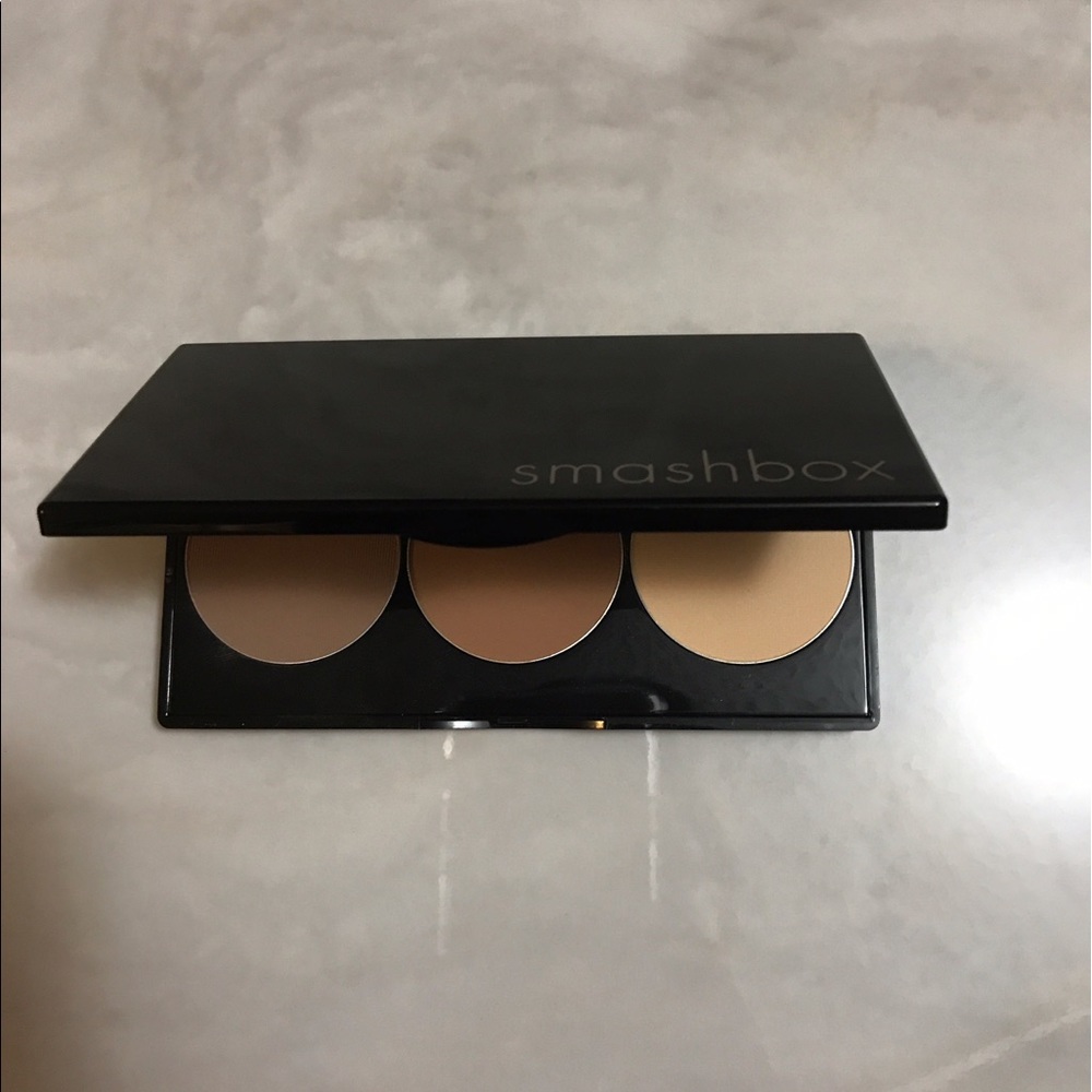 SMASHBOX Contour Kit Light-Medium