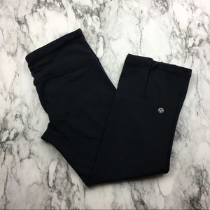 LULULEMON cropped yoga pants