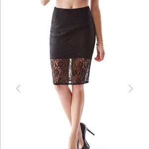 NWT Lace Pencil Skirt in size 6
