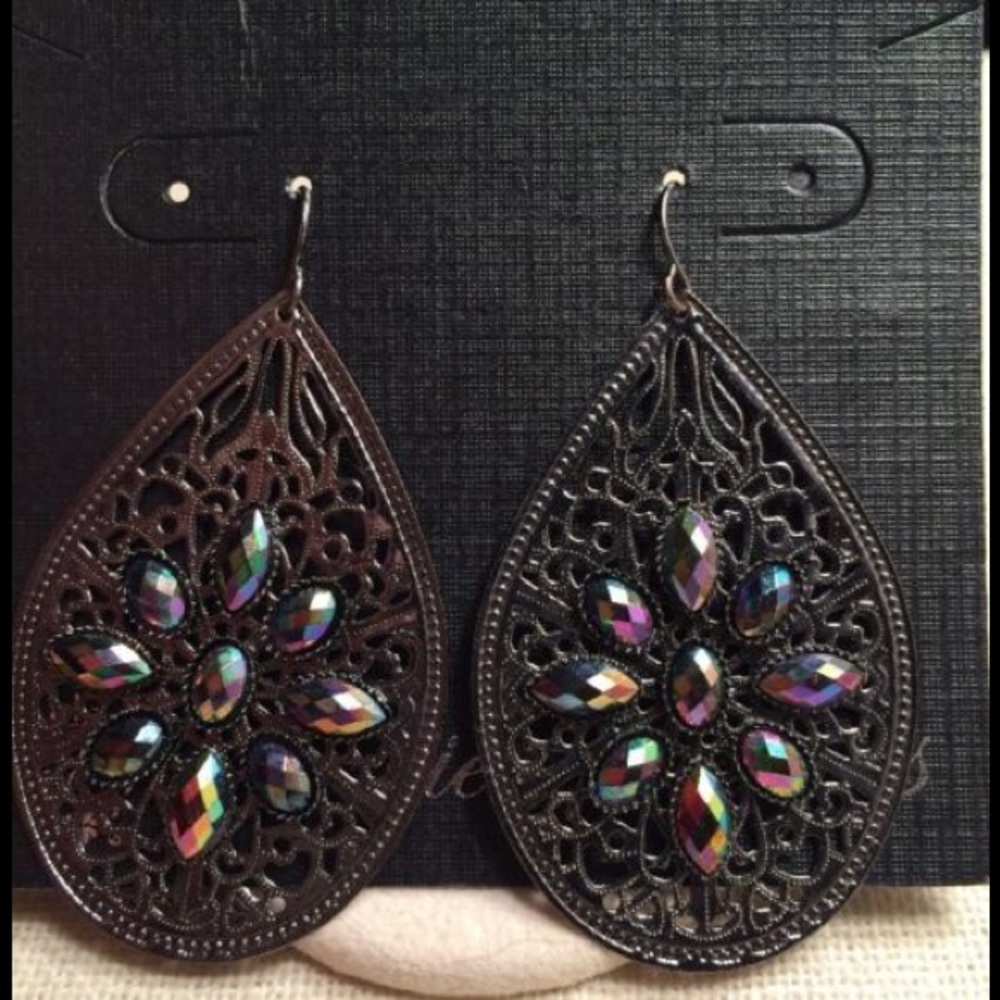 Premier Designs Dreamer Earrings