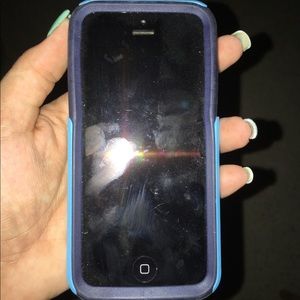 iPhone 5c white with otterbox case