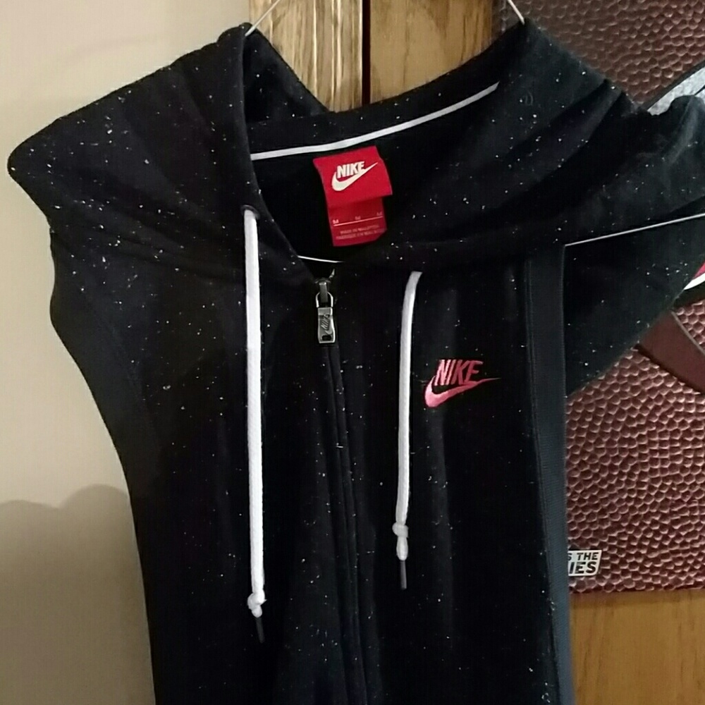 Nike Hooded Zip up Jogging Vest