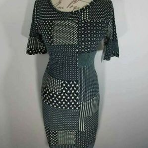 BRAND NEW LULAROE M JULIA DRESS