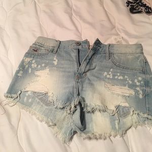 High waisted Hollister shorts