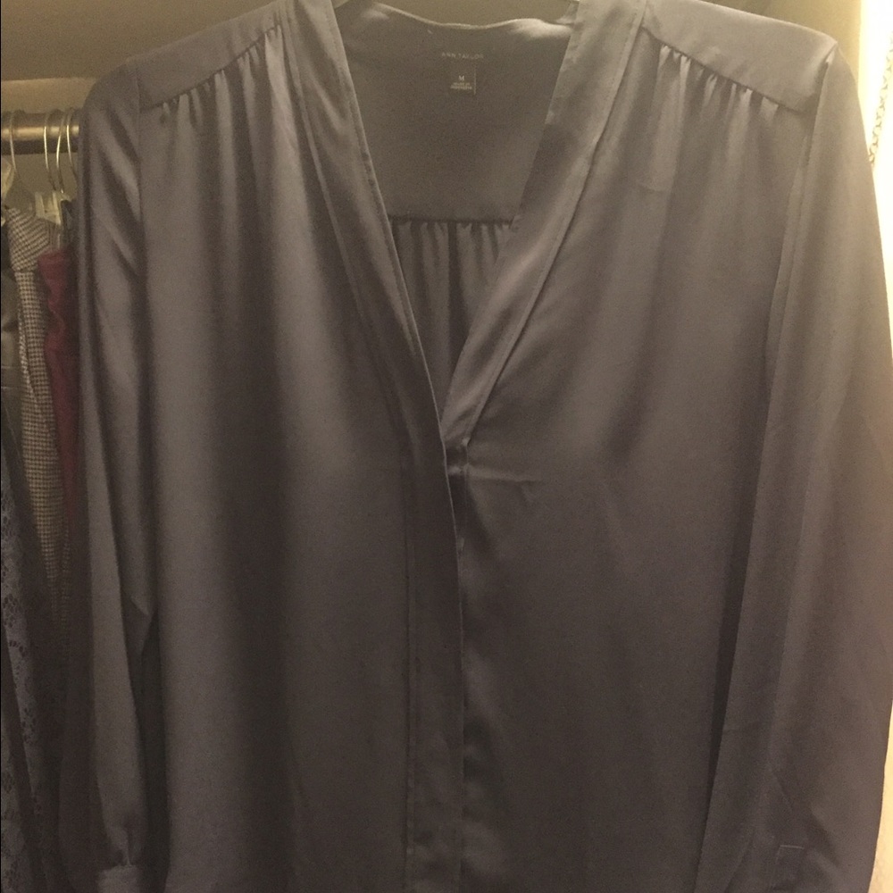 Ann Taylor high low blouse