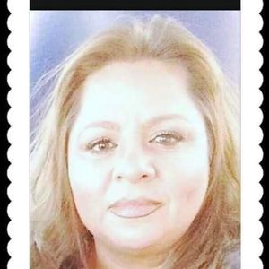 Meet your Posher, Leticia