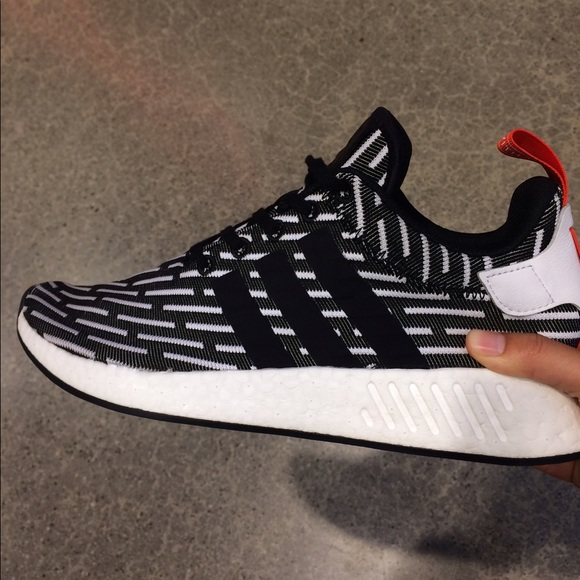 Nmd men size (ready to ship) - Picture 2 of 2