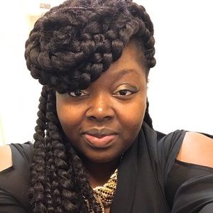 Meet your Posher, Andrea