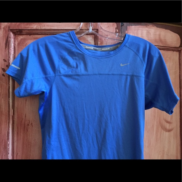 Nike dri fit running top - Picture 3 of 6