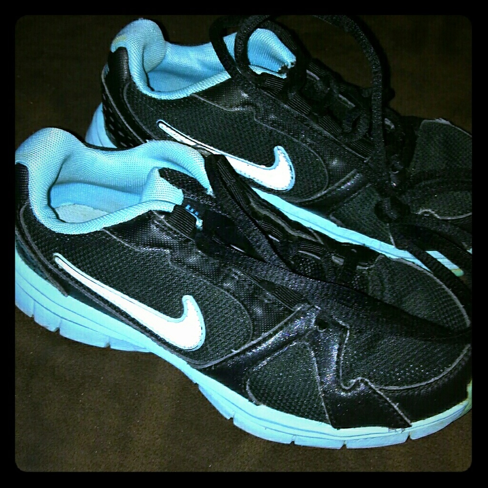 Girls Nikes