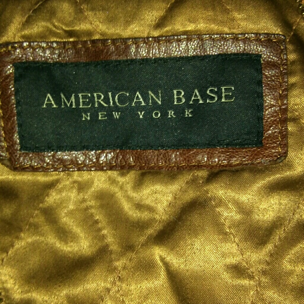 Leather jacket - Picture 3 of 3