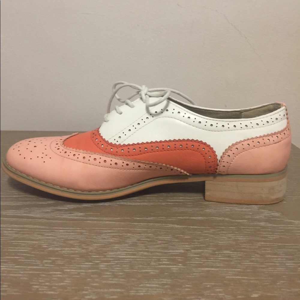 OXFORD LACE-UP SHOES