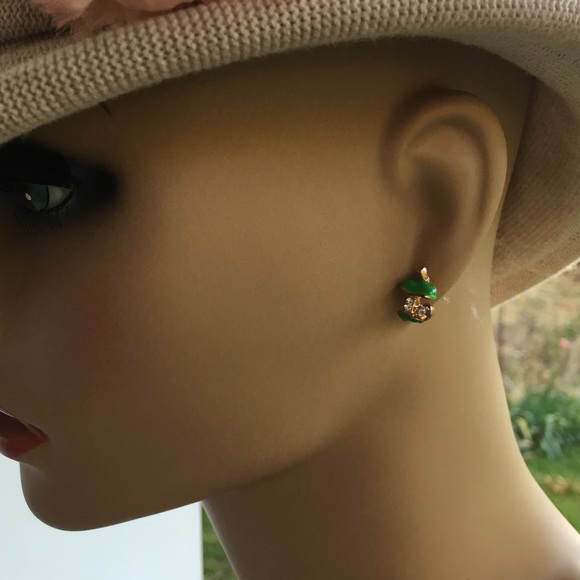 Apple Earrings - Picture 3 of 6