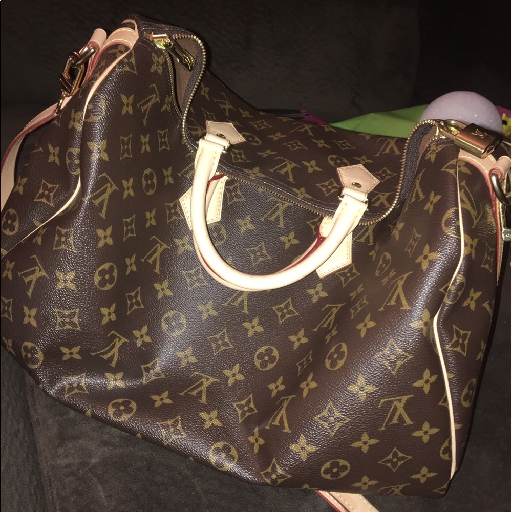 Louis Vuitton Speedy Bandouliere 40