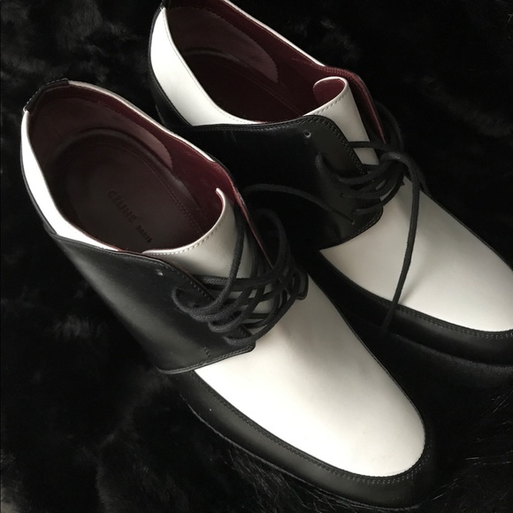 Stylish Celine always Classy - Picture 2 of 6