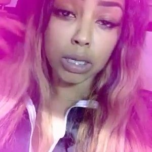 Meet your Posher, Stephany