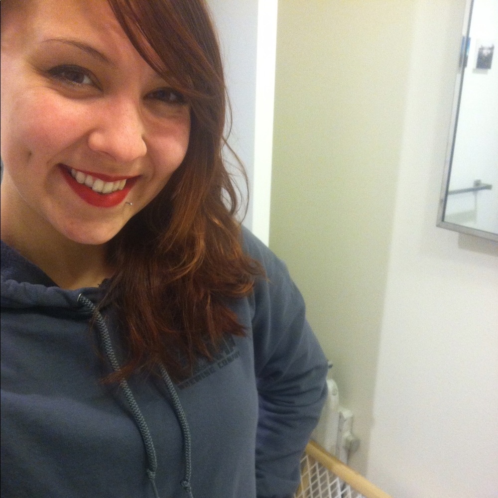 Meet your Posher, Emily