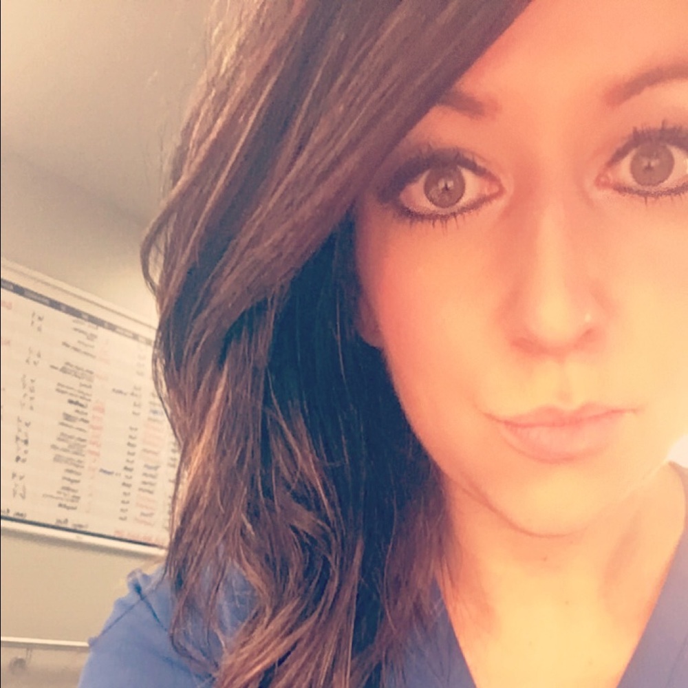 Meet your Posher, Stephanie