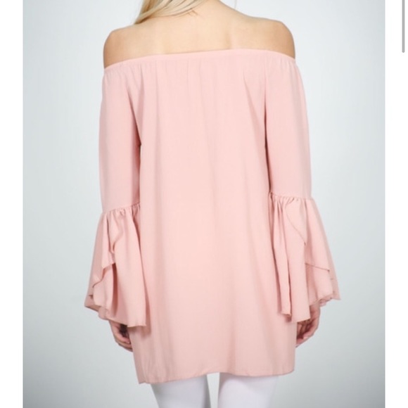 ❤LAST❤!!Peach top with bell sleeves - Picture 2 of 3