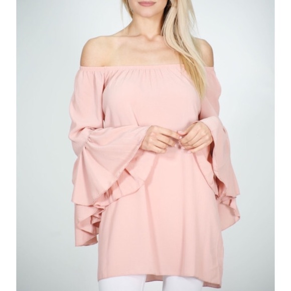 ❤LAST❤!!Peach top with bell sleeves - Picture 3 of 3