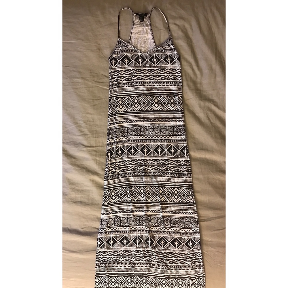 [SOLD🚫] SALE!! 17% OFF 🎉 Beautiful Maxi Dress