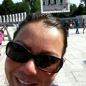 Meet your Posher, Adrienne