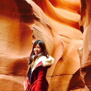 Meet your Posher, Sharon