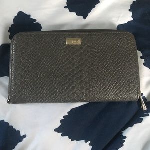 Thirty-One Wallet