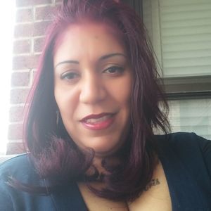 Meet your Posher, Angelique