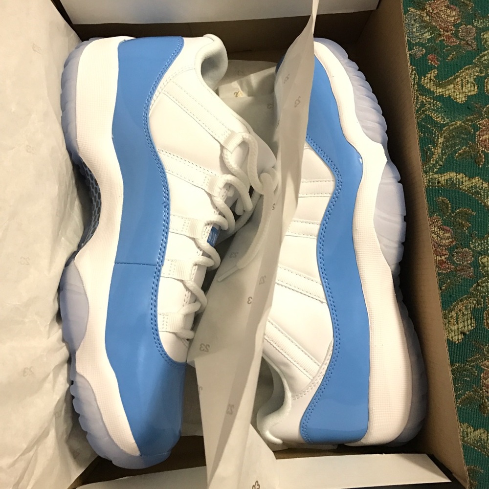 Jordan 11 unc low top. Brand new with box.