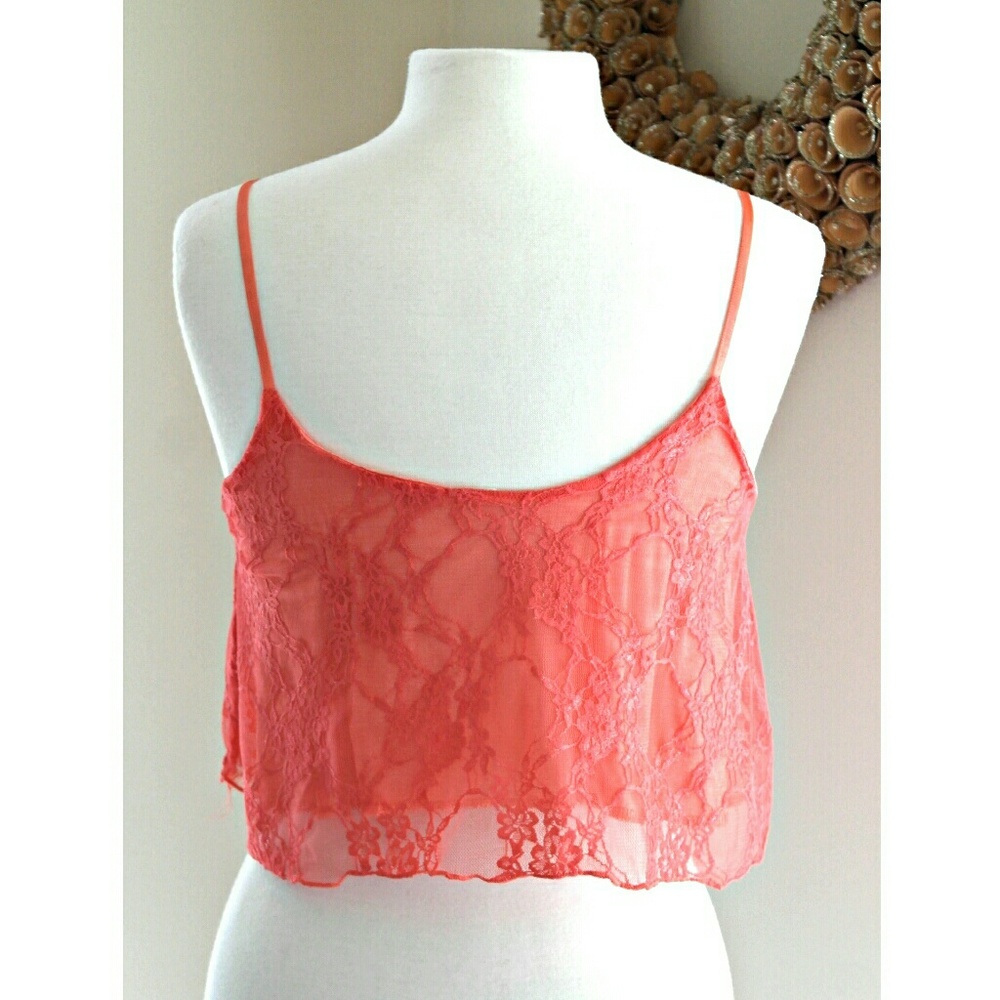 ☆ HP ☆ Lace sexy crop top - Picture 2 of 3