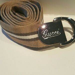 Gucci Script Buckle D-Ring Belt