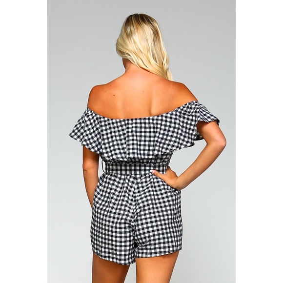 LAST ONE!! S-XL Available! Gingham Romper - Picture 4 of 4