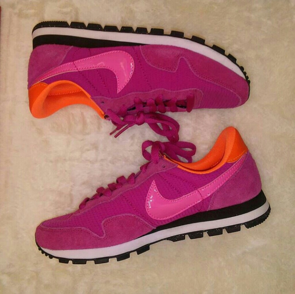 Nike Women Air Pegaus 83 - Picture 4 of 6