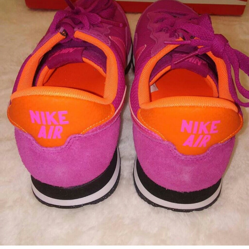 Nike Women Air Pegaus 83 - Picture 6 of 6