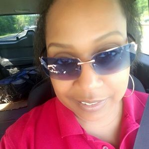 Meet your Posher, Krystal