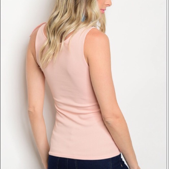 Mauve Floral Embroidery Top PRICE FIRM - Picture 4 of 5