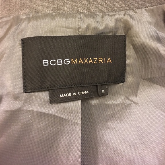 BCBG MaxAzria Short and Jacket set - Picture 4 of 4