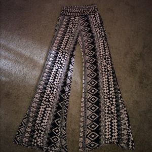 Bell bottom leggings