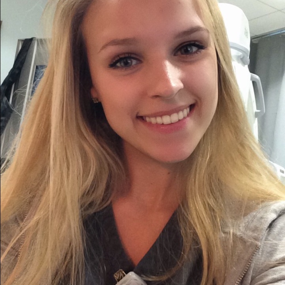 Meet your Posher, Devyn