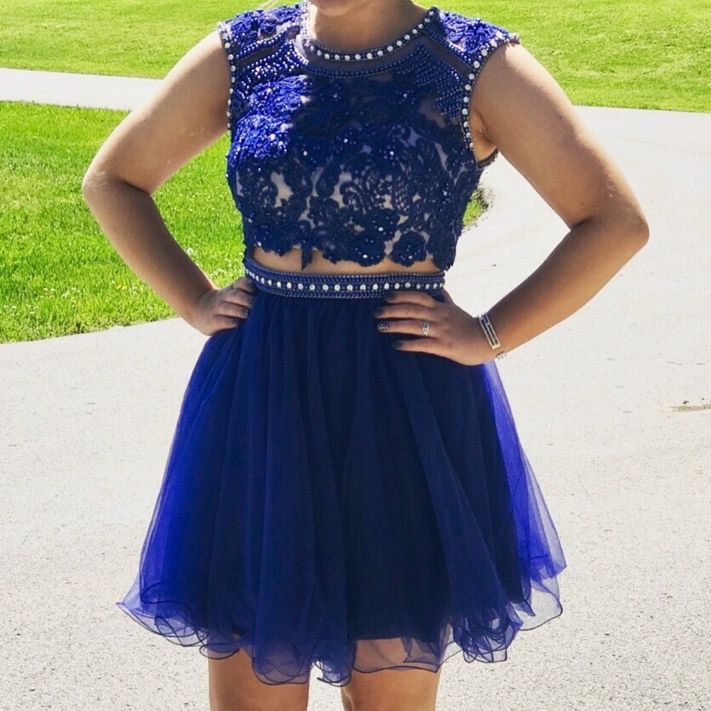 💙 A STUNNING (2PIECE) & ONLY WORN ONCE!! 💙