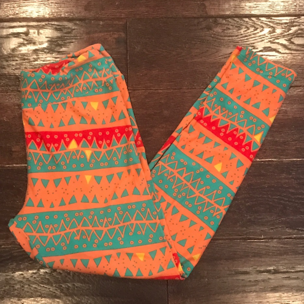 LuLaRoe Aztec Patterned Leggings One Size