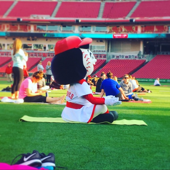 Meet your Posher, Laura - Picture 3 of 5