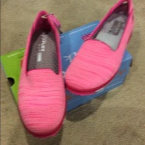 Skechers for woman
