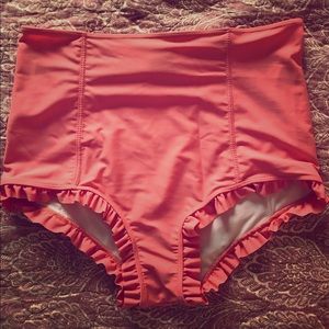 Medium Kortni Jeane Ruffled Bottoms